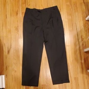 Men's black pleated front dress pants